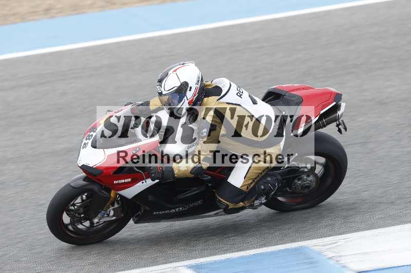 /Archiv-2025/02 28.-31.01.2025 Moto Center Thun Jerez/gruen-green/888